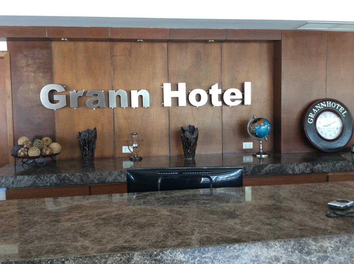 Grann Hotel シウダー・バージェス エクステリア 写真